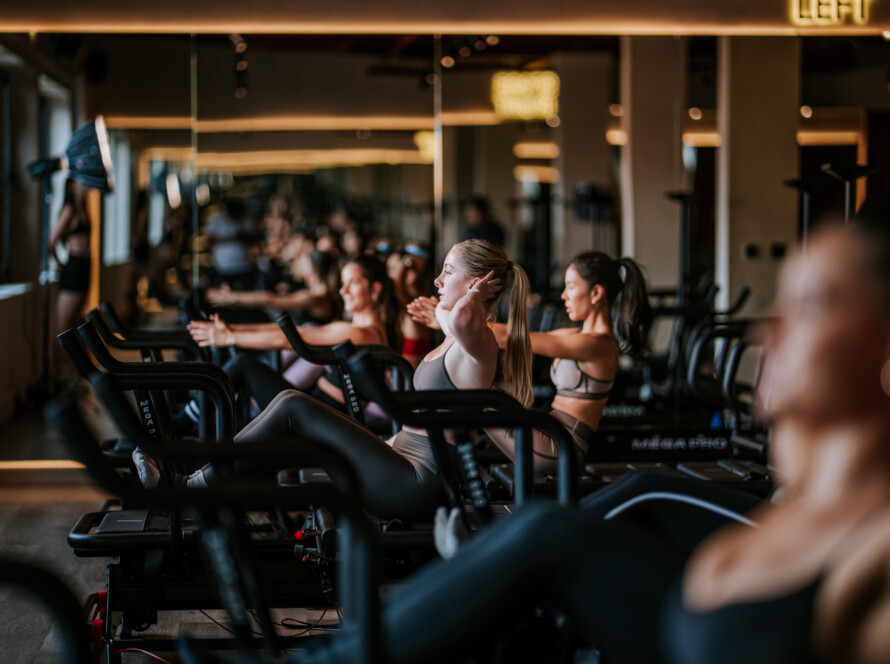 people at a gym - Xformer vs Megaformer